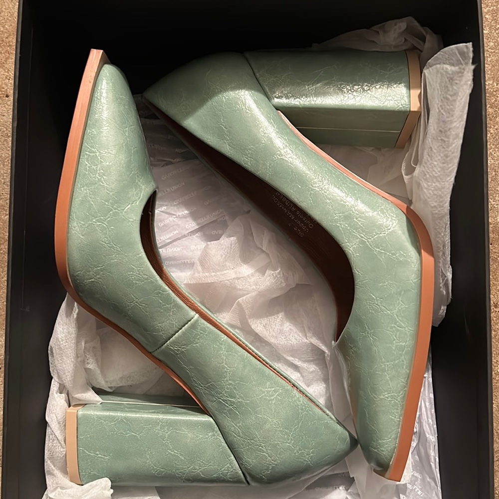 Gabriel Union heels